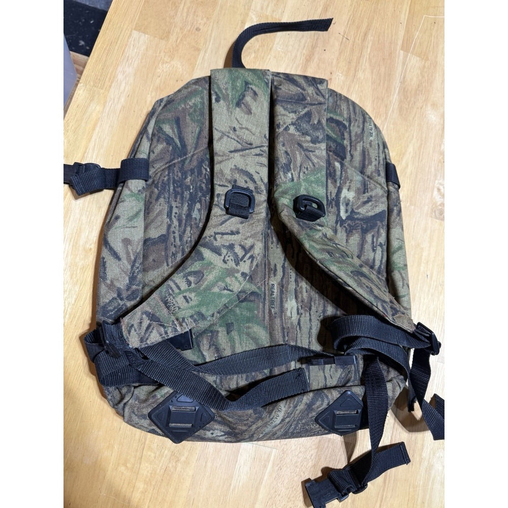 Vintage Remington Realtree Camo Hunting Backpack Day Pack Canvas Outdoors - Picture 4 of 7